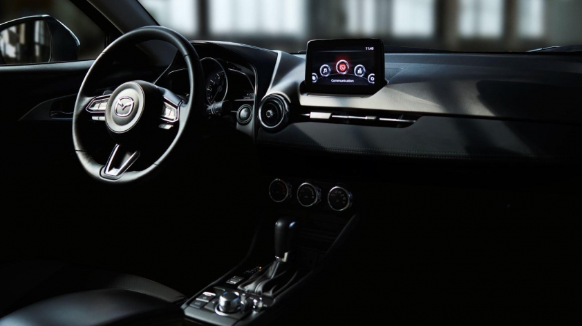 Tiện nghi khoang lái Mazda CX-3
