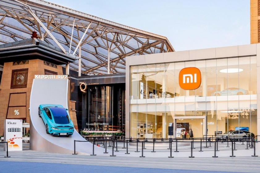 Xe điện Xiaomi mẫu SU7 Ultra