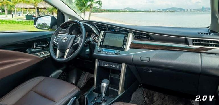 Innova Cross với thiết kế MPV lai SUV