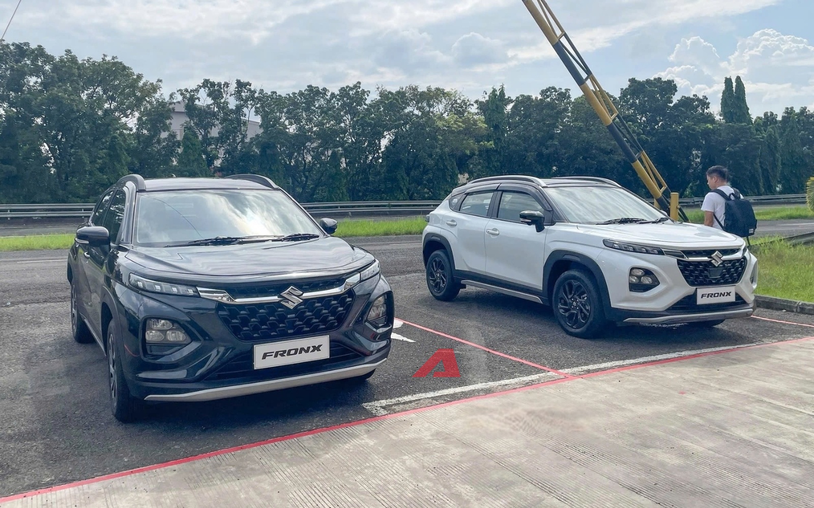 Phóng viên trải nghiệm Suzuki Fronx tại Indonesia