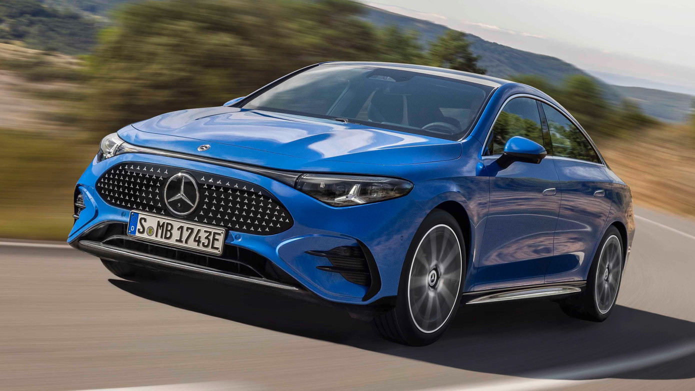 CLA coupe mới với công nghệ sạc nhanh và hiệu suất cao