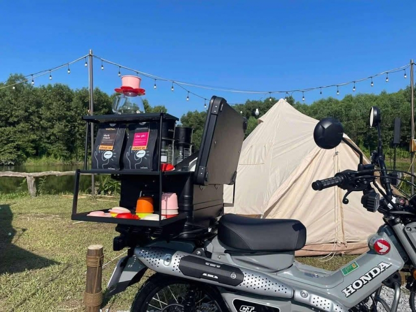 Honda CT125 ra mắt Việt Nam: Người bạn đồng hành lý tưởng cho những tín đồ đam mê Giá chở hàng lớn phía sau xe