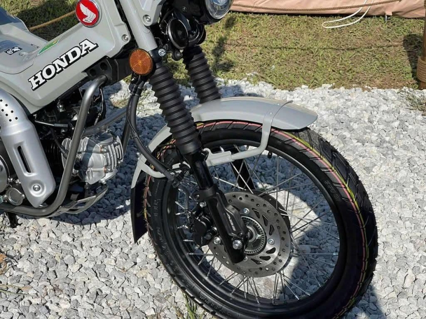 Honda CT125 4 Phuộc trước – sau và lốp gai bám đường