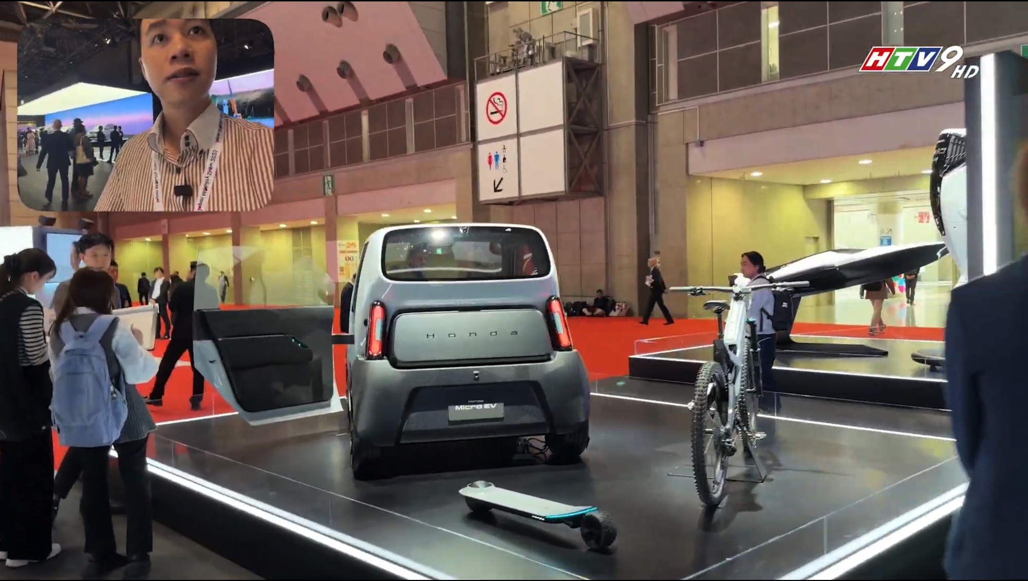 Phương tiện bay Honda trưng bày Máy bay và tên lửa tại gian hàng Honda