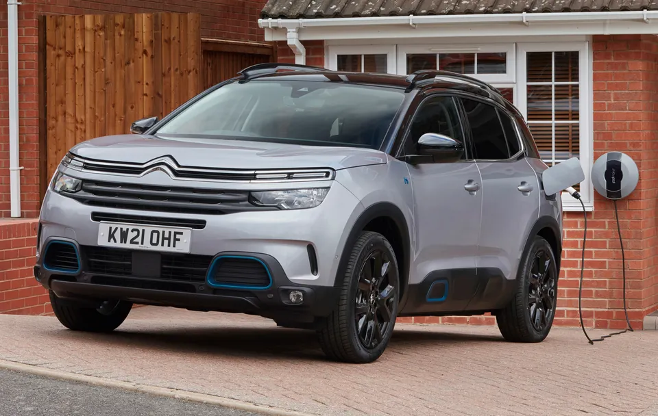 So sánh các loại xe điện