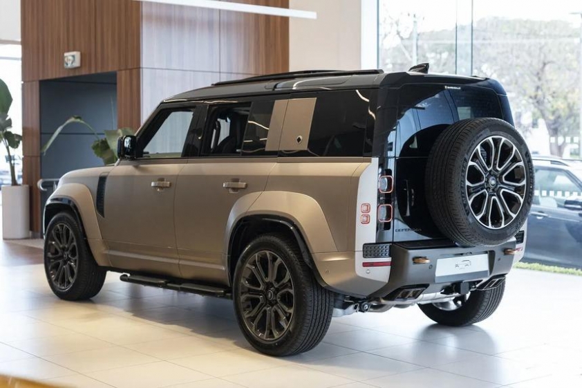 Defender OCTA 1 Biểu tượng nhận diện Defender OCTA