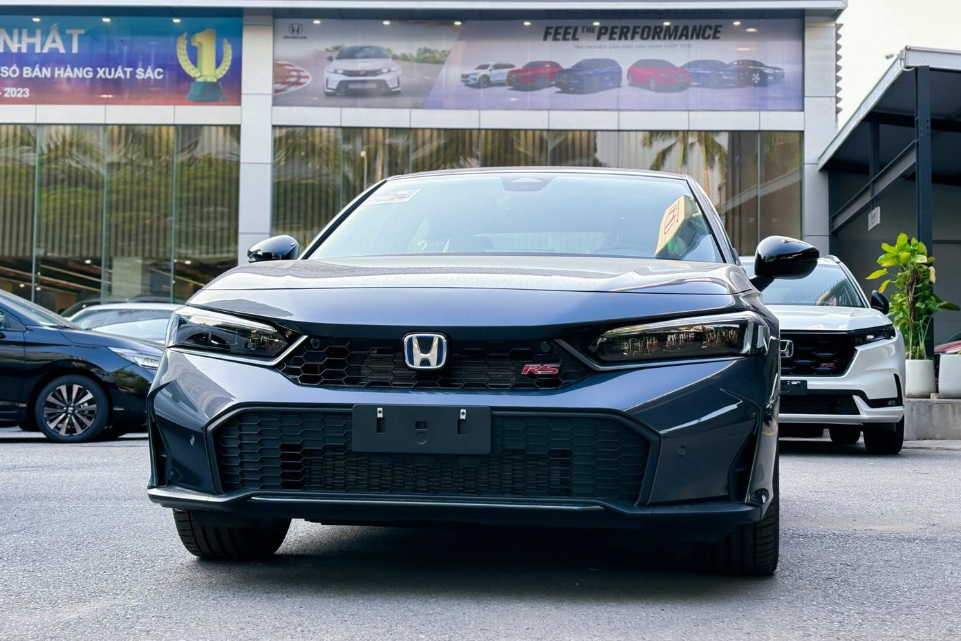 Honda Civic hybrid được giảm giá mạnh cuối năm Honda Civic hybrid được giảm giá mạnh cuối năm