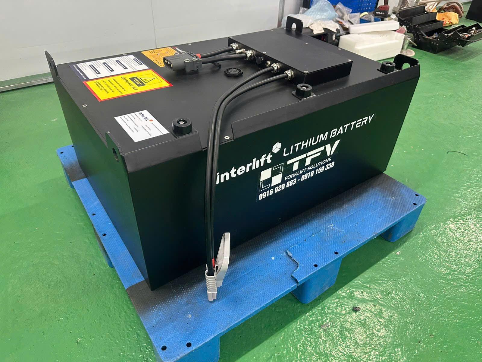 Pin lithium hiệu Interlift cho xe nâng điện Pin lithium cho xe nâng điện