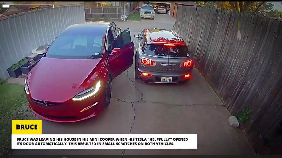 Cánh cửa xe Tesla bung mở gây trầy xước